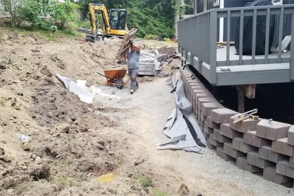 Mercer island retaining wall and fencing